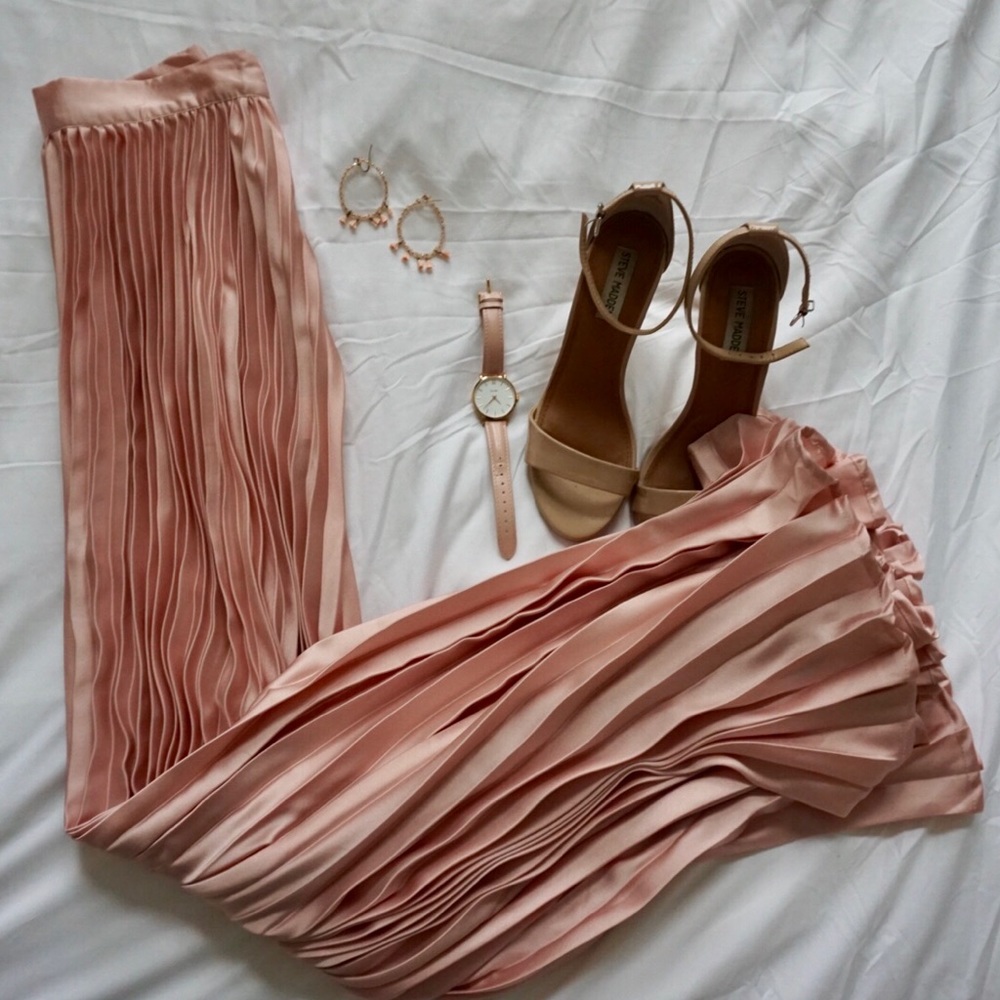 Blush Pleated Skirt